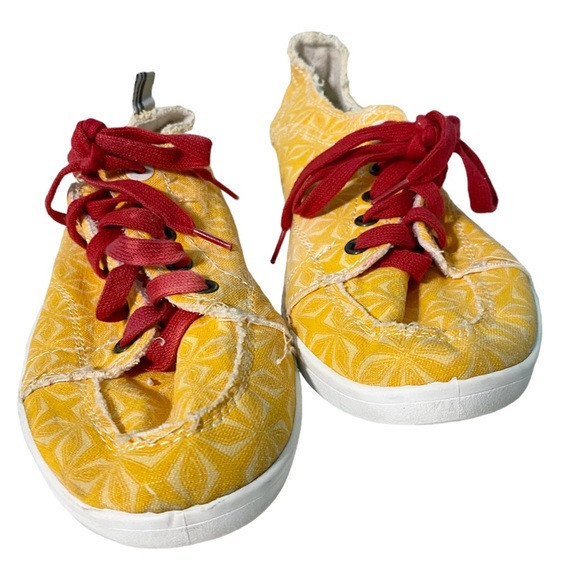 Vionic Shoes - Vionic Beach Yellow Print Pismo Sneaker with Red Shoelaces‎